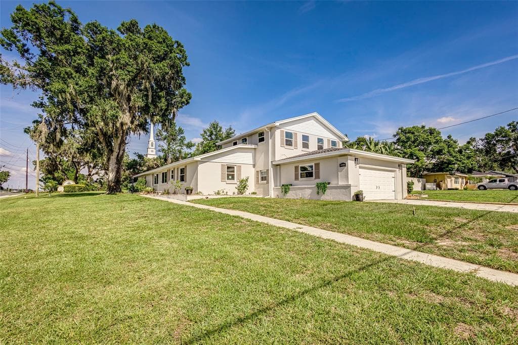 1400 LAKE ELBERT DRIVE SE WINTER HAVEN, FL 33884