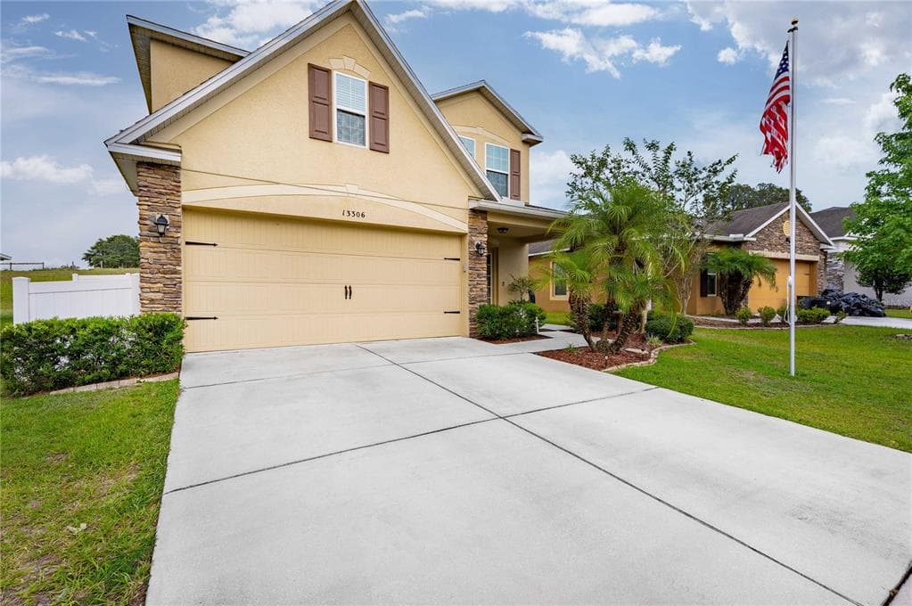 13306 KENT BRADLEY STREET DADE CITY, FL 33525