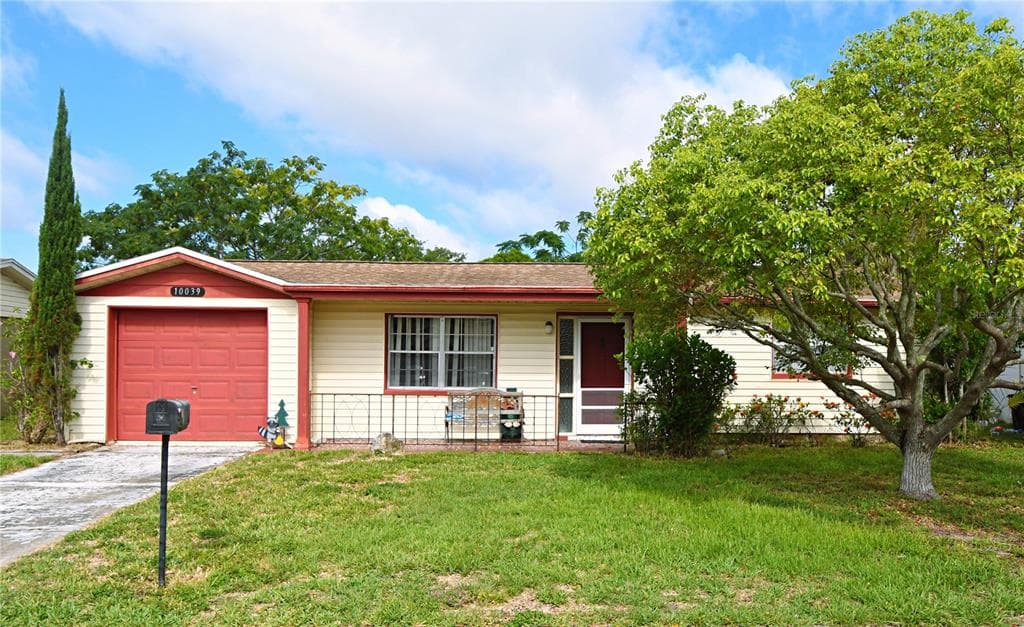 10039 KINGSWOOD LANE PORT RICHEY, FL 34668