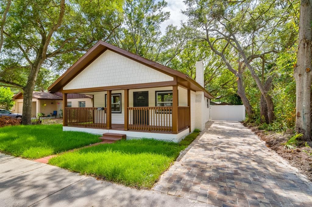 1308 S MADISON AVENUE CLEARWATER, FL 33756