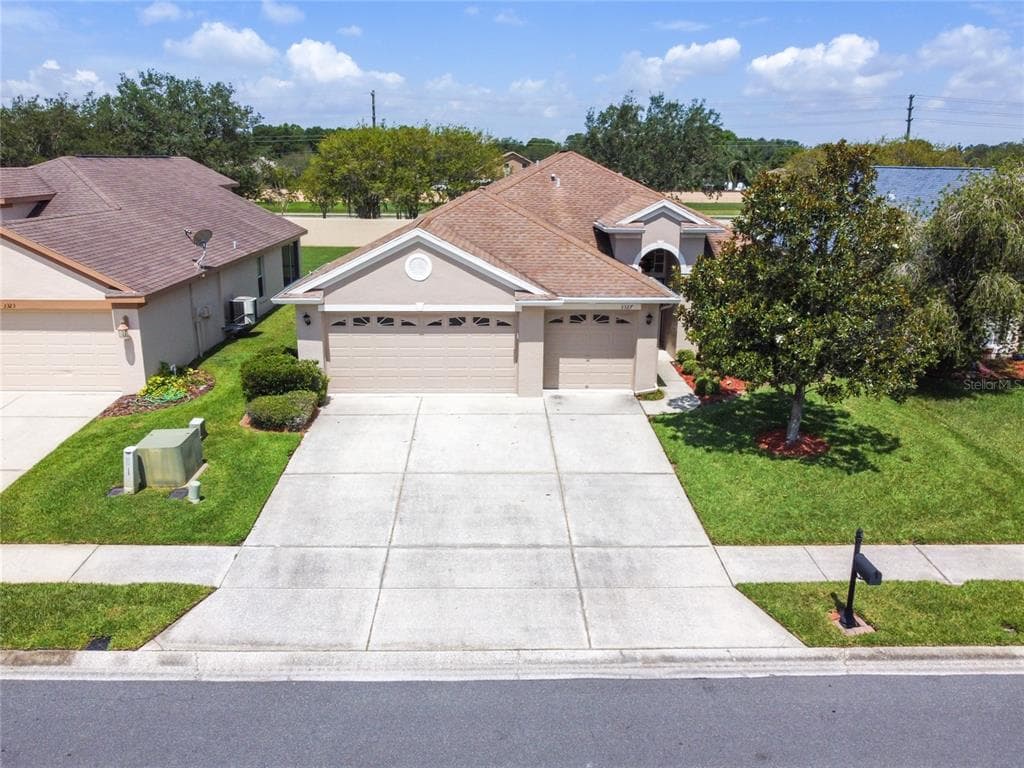 3327 COCONUT GROVE ROAD LAND O LAKES, FL 34639