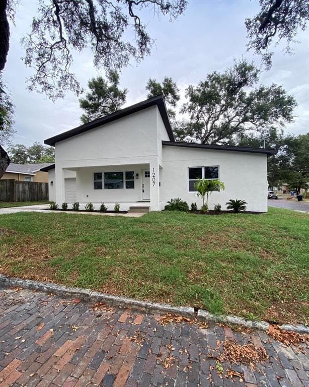 1207 19TH AVENUE S ST PETERSBURG, FL 33705