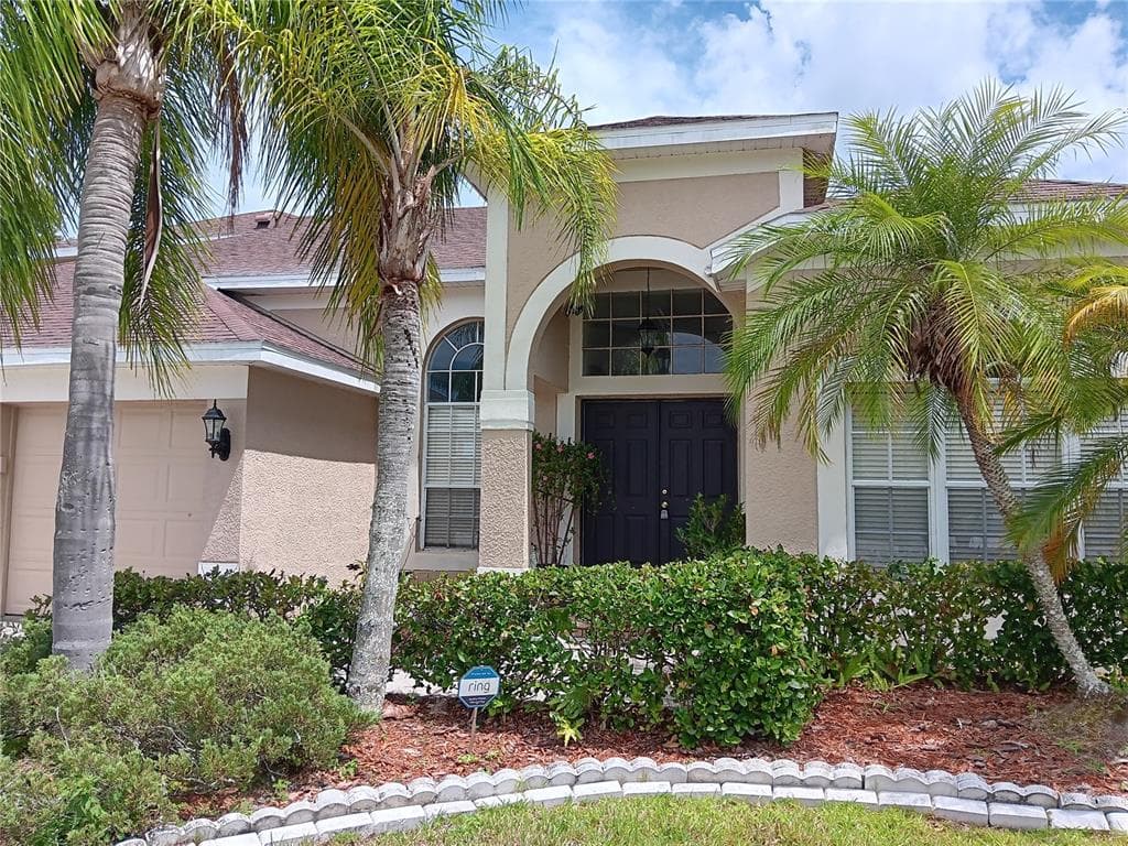 10411 RIVERBURN DRIVE TAMPA, FL 33647