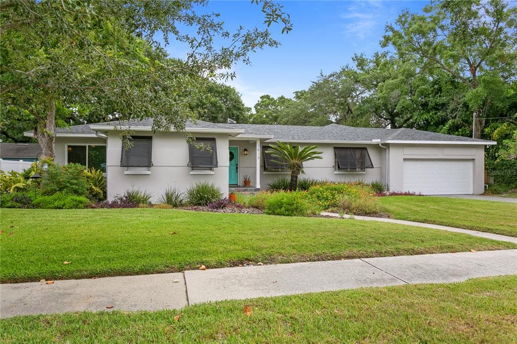 3813 W BARCELONA STREET TAMPA, FL 33629