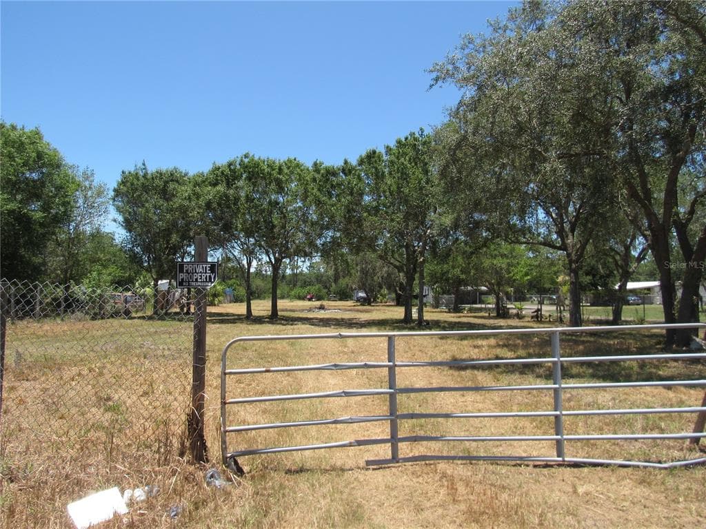 34 MARY ANN DRIVE WIMAUMA, FL 33598