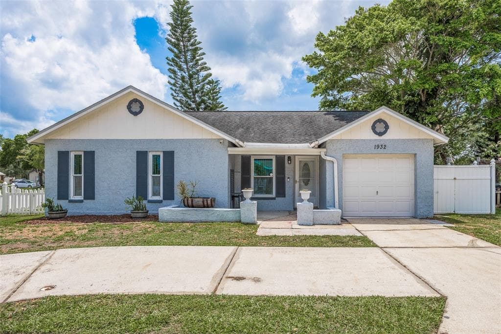 1932 CUTTY BAY COURT OLDSMAR, FL 34677