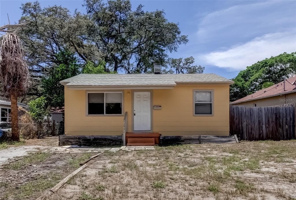 1931 44TH STREET S ST PETERSBURG, FL 33711