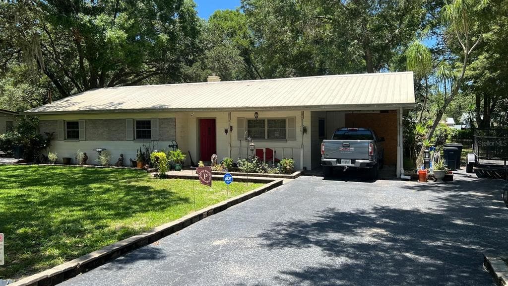 9606 SIX MILE CREEK ROAD TAMPA, FL 33610
