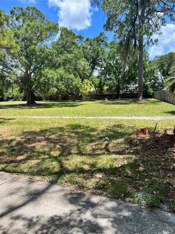 505 SAINT PETERSBURG DRIVE W OLDSMAR, FL 34677