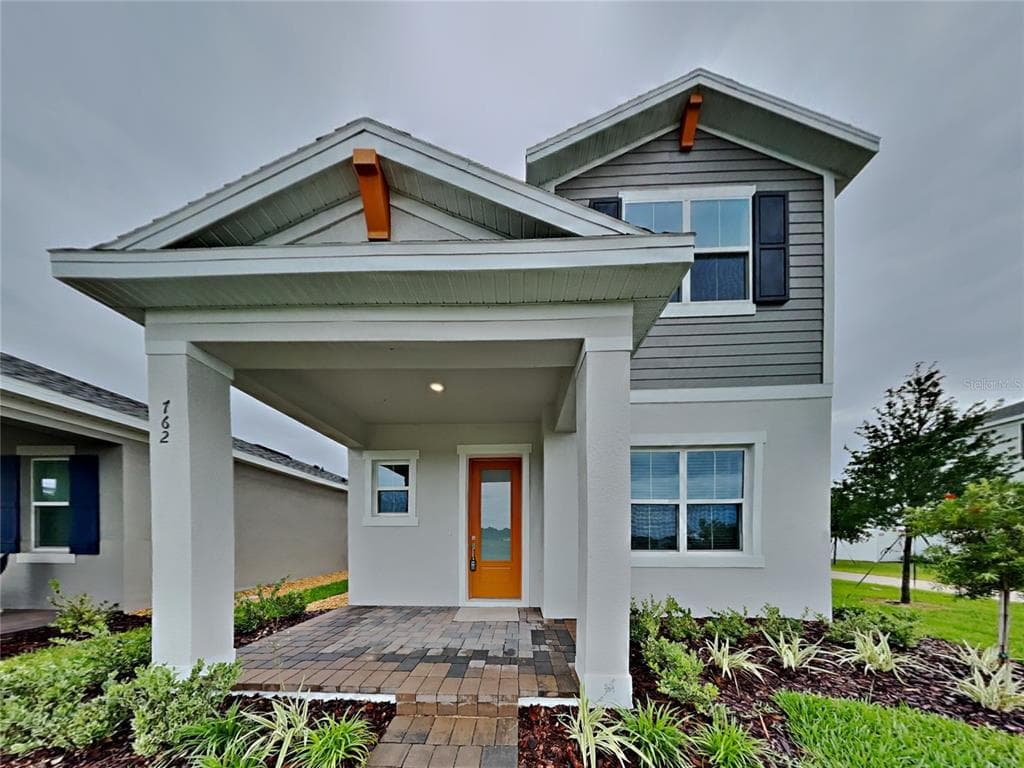 762 MIDDLETON STREET DEBARY, FL 32713