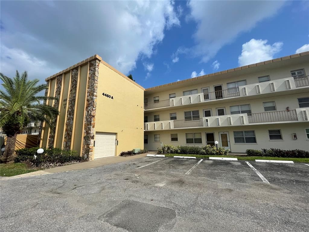 4480 IRONWOOD CIRCLE UNIT 306A BRADENTON, FL 34209