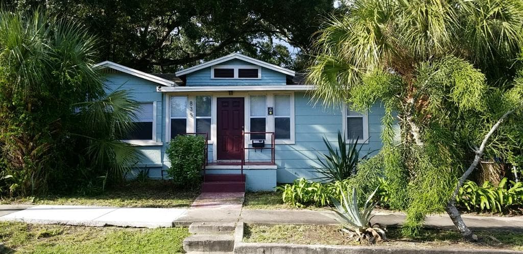 835 NEWTON AVENUE S ST PETERSBURG, FL 33701