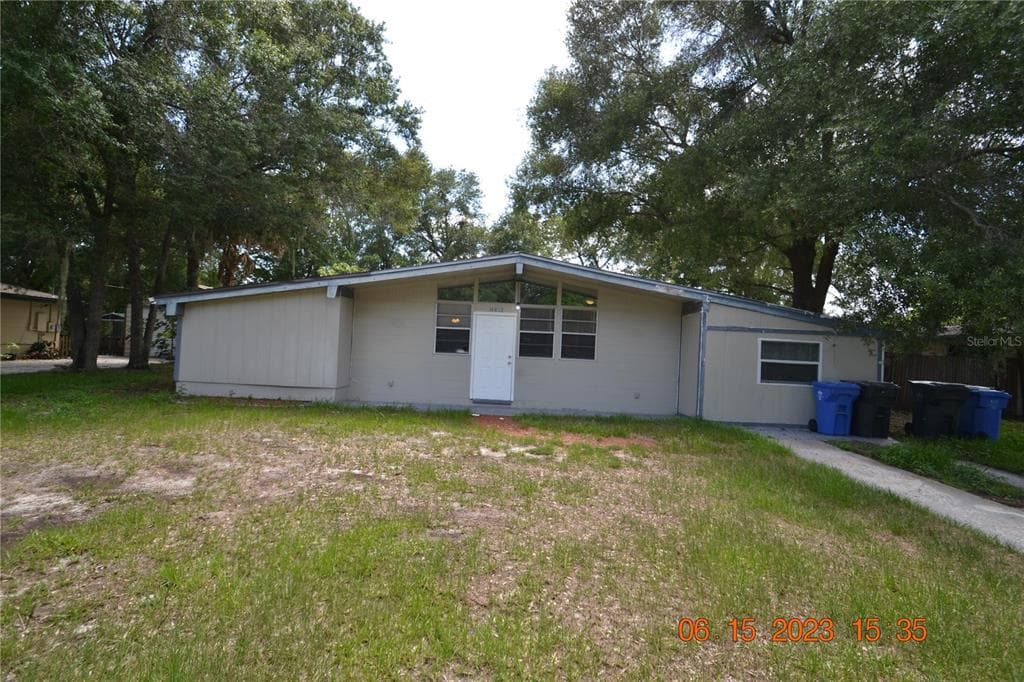 14812 WEDGEWOOD DRIVE TAMPA, FL 33613