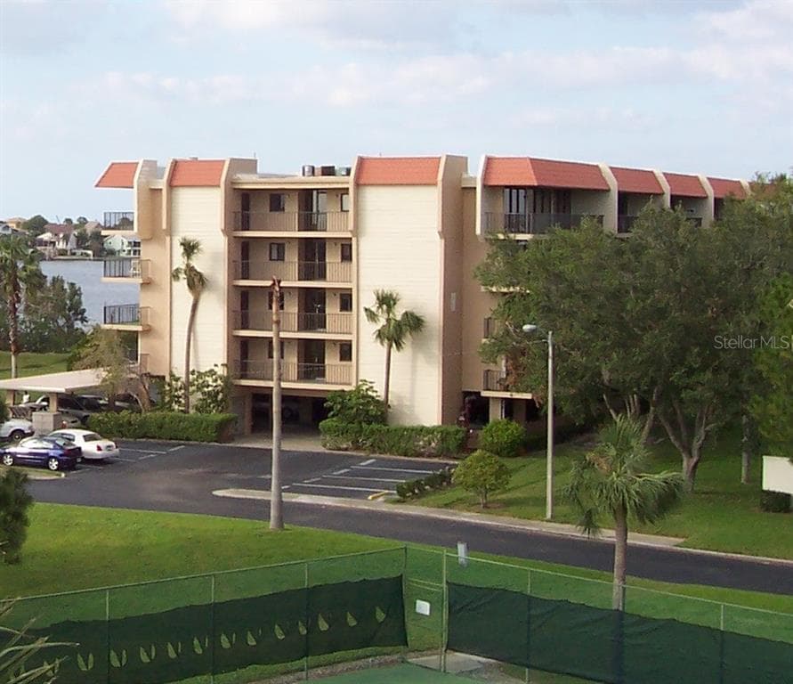 2700 BAYSHORE BOULEVARD UNIT 9106 DUNEDIN, FL 34698