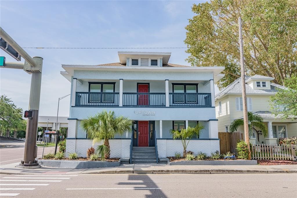 779 4TH AVENUE N UNIT 2 ST PETERSBURG, FL 33701