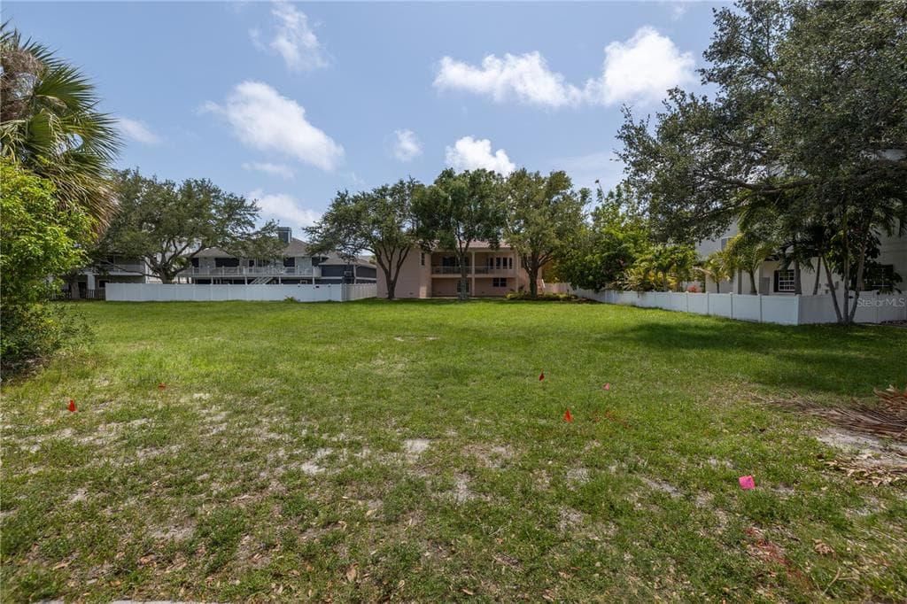 5964 BAYVIEW CIRCLE S GULFPORT, FL 33707