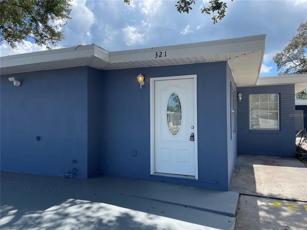 321 N SATURN AVENUE CLEARWATER, FL 33755