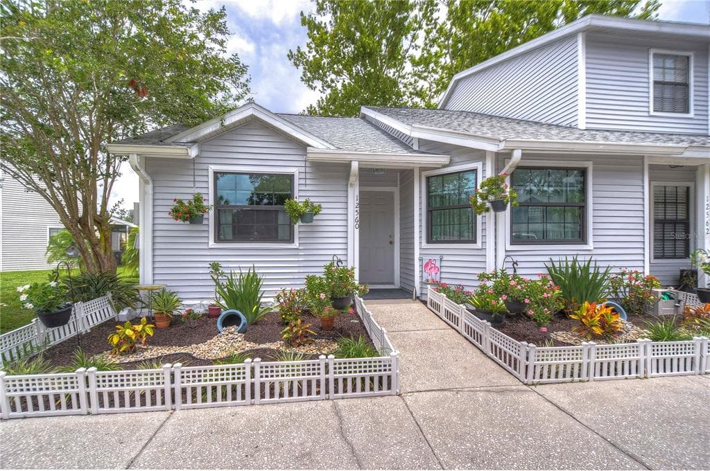 12560 CASTLE HILL DRIVE TAMPA, FL 33624