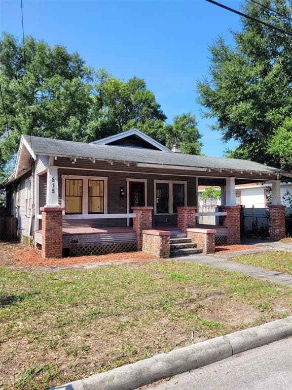815 E NEW ORLEANS AVENUE TAMPA, FL 33603