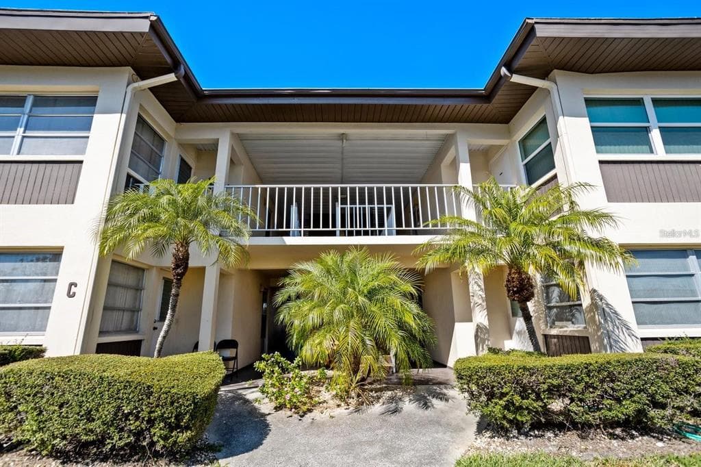 4854 MARINE PARKWAY UNIT 104 NEW PORT RICHEY, FL 34652