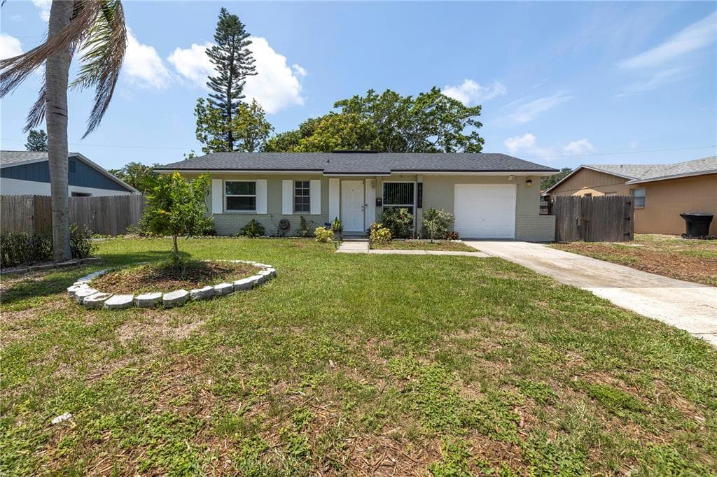 4185 WHITING DRIVE SE ST PETERSBURG, FL 33705