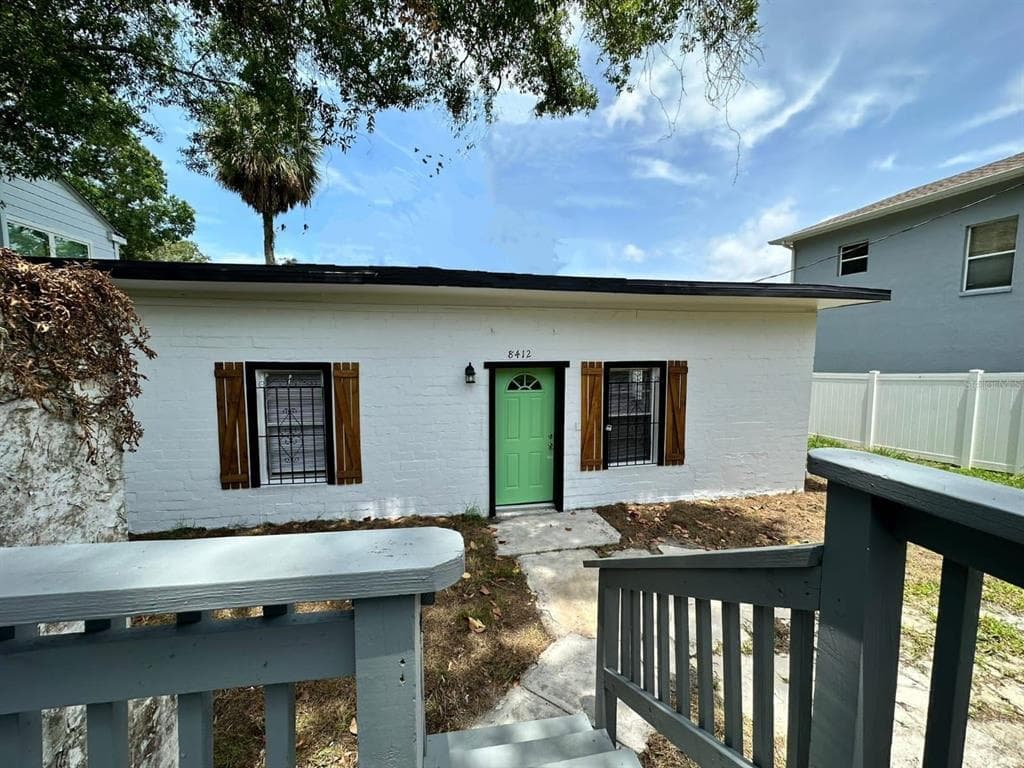 8412 N 11TH STREET TAMPA, FL 33604