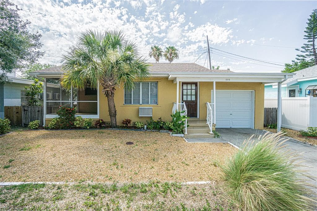 230 146TH AVENUE E MADEIRA BEACH, FL 33708