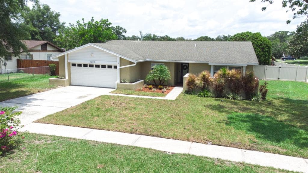 2202 HARVARD COURT RIVERVIEW, FL 33578