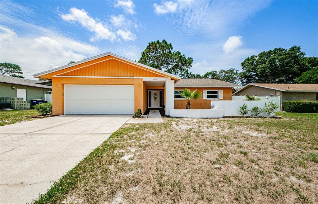 2253 WILLOW TREE TRAIL