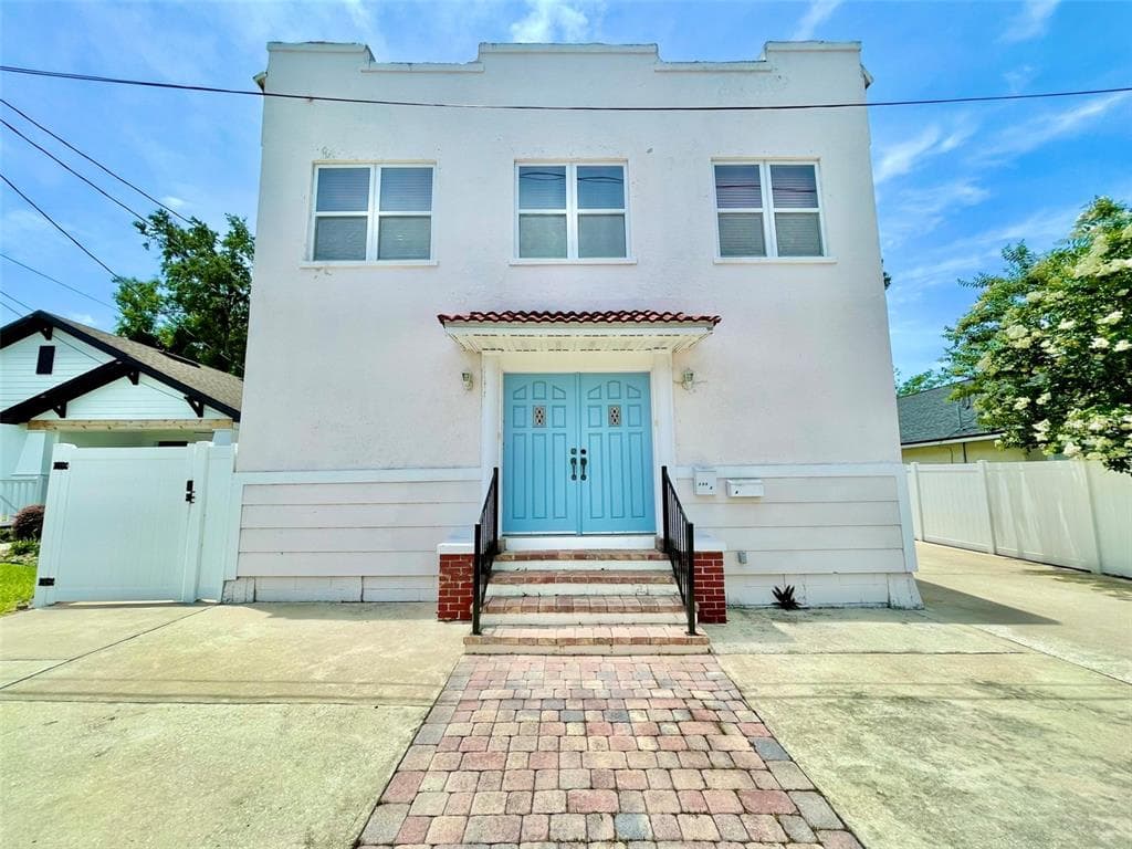 308 W WARREN AVENUE UNIT B TAMPA, FL 33602