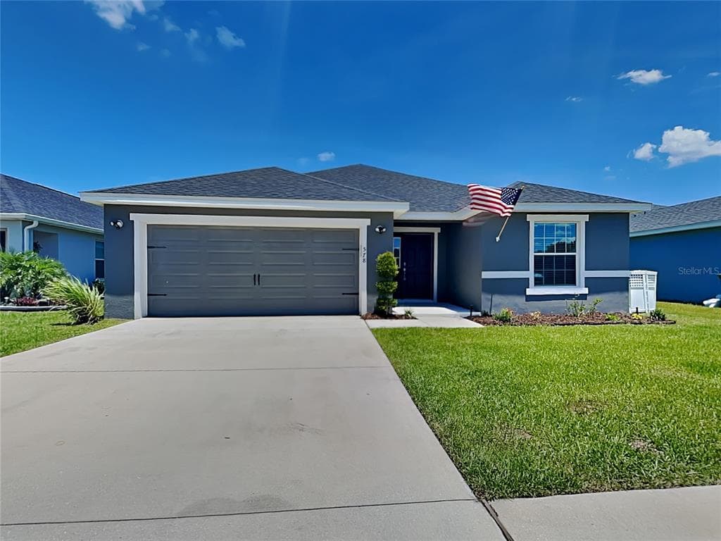 578 LORIENT DRIVE EAGLE LAKE, FL 33839