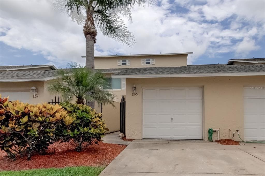 1050 STARKEY ROAD UNIT 805 LARGO, FL 33771