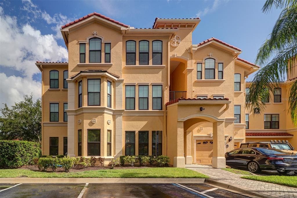 2724 VIA MURANO UNIT 610 CLEARWATER, FL 33764