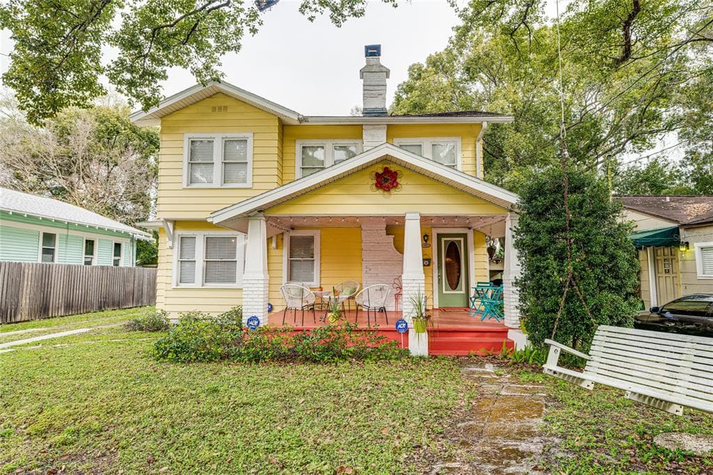 910 E HAMILTON AVENUE TAMPA, FL 33604