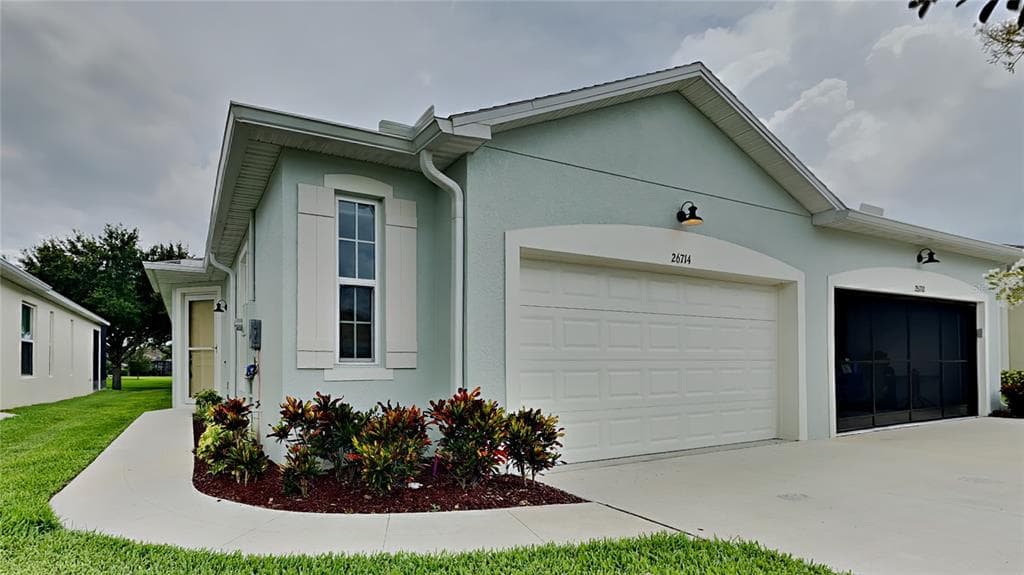 26714 WAVERLY COURT LEESBURG, FL 34748