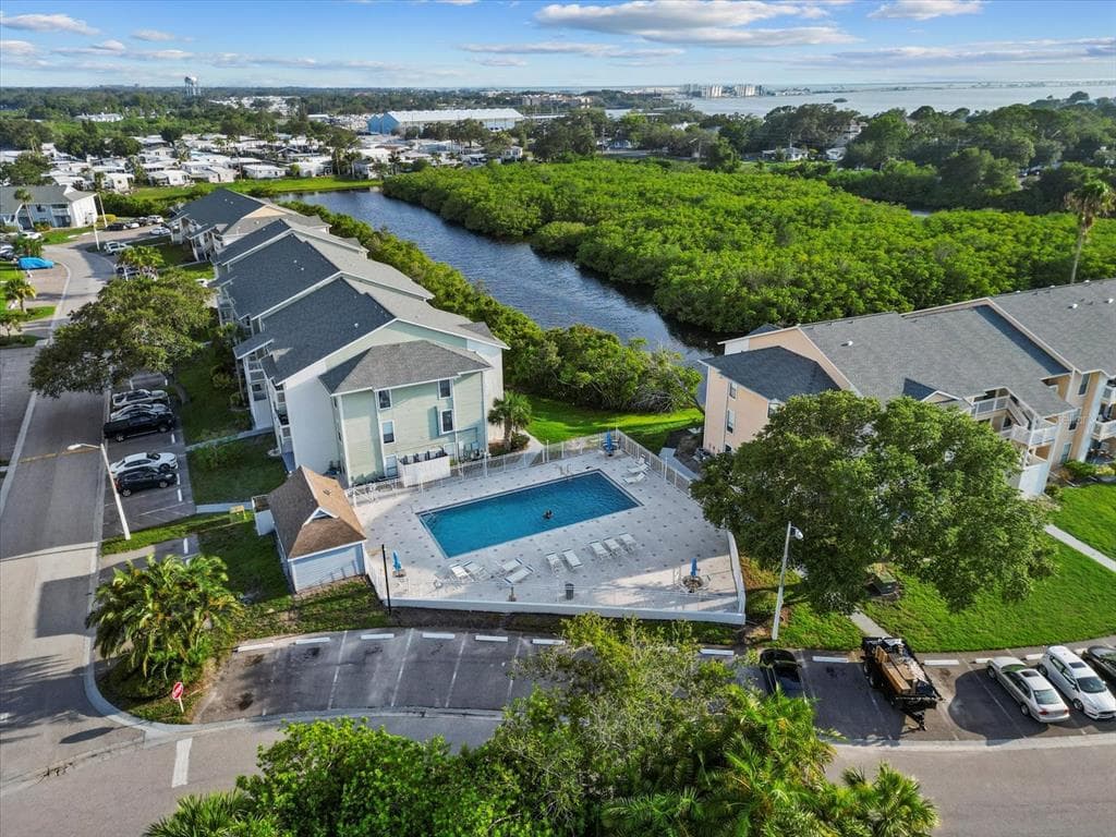 455 ALT 19 S UNIT 272 PALM HARBOR, FL 34683