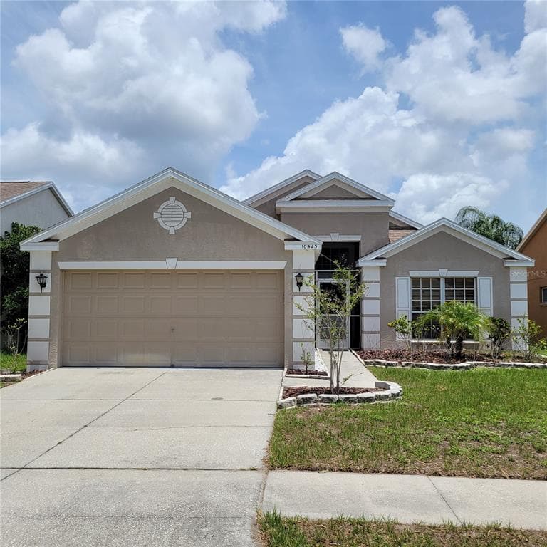 10425 HALLMARK BOULEVARD RIVERVIEW, FL 33578