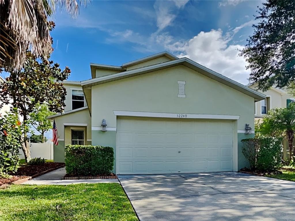 32240 FISH HOOK LOOP WESLEY CHAPEL, FL 33545