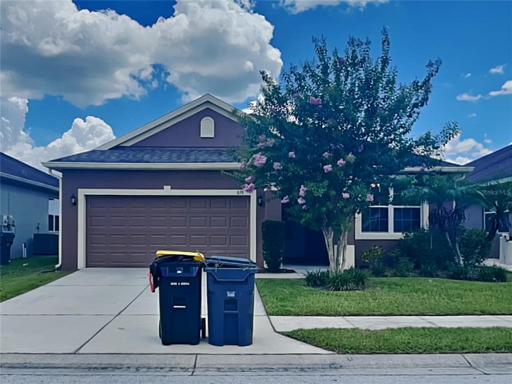 828 KRENSON WOODS LANE LAKELAND, FL 33813