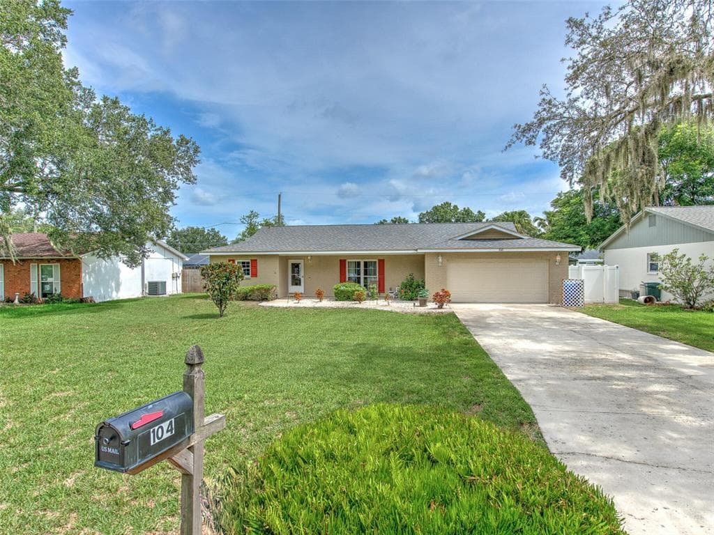 104 MITCHELL DRIVE BRANDON, FL 33511