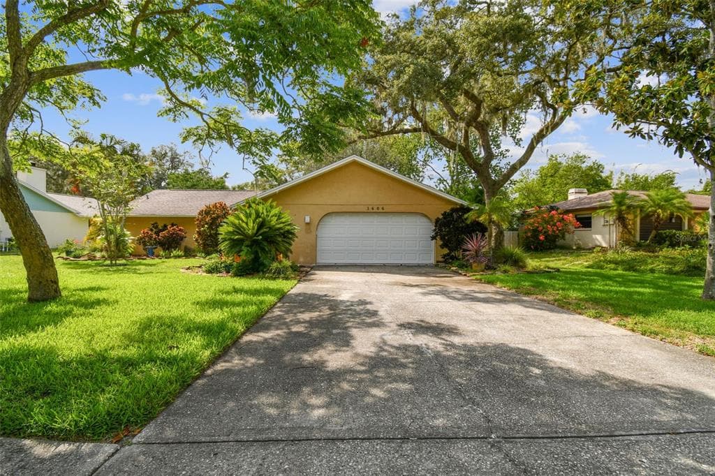 1404 VERMONT AVENUE TARPON SPRINGS, FL 34689