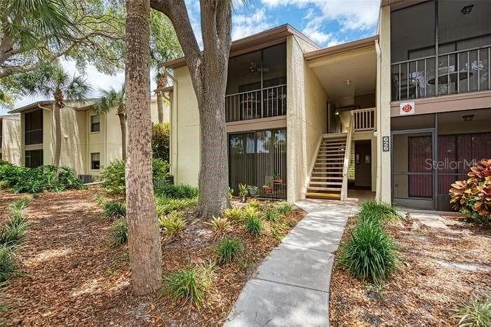 626 BIRD BAY DRIVE S UNIT 202 VENICE, FL 34285