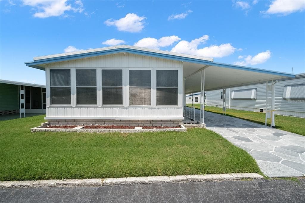 2029 KONA DRIVE HOLIDAY, FL 34691
