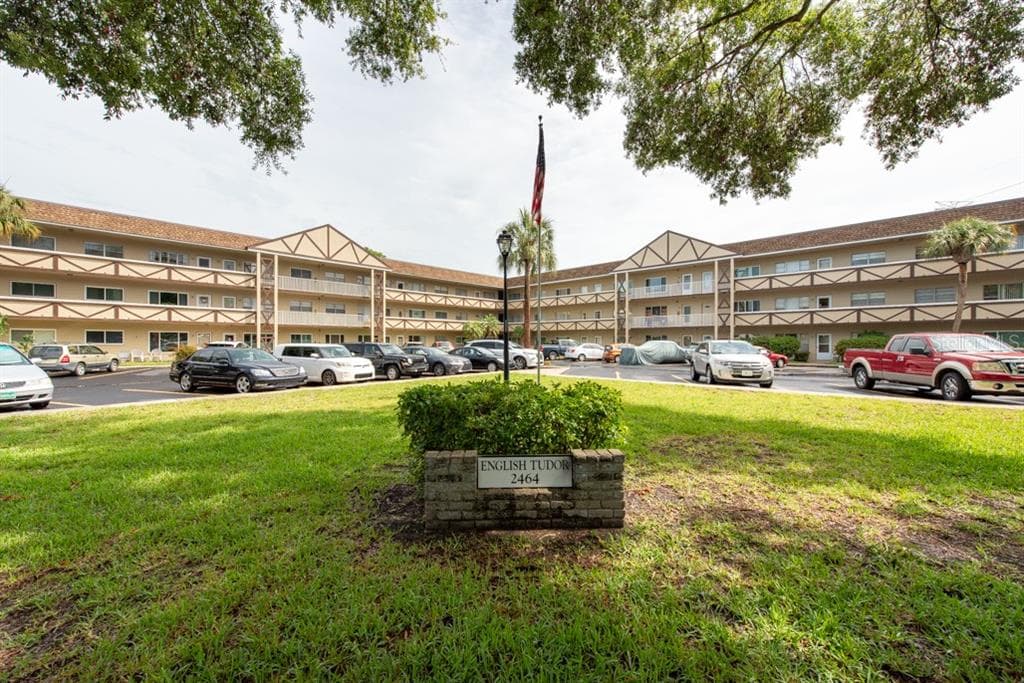 2464 AUSTRALIA WAY E UNIT 74 CLEARWATER, FL 33763