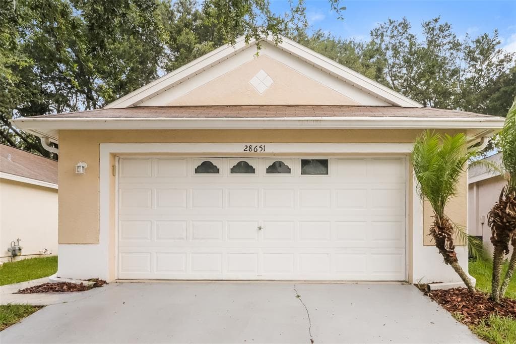 28651 SEASHELL COURT ZEPHYRHILLS, FL 33545