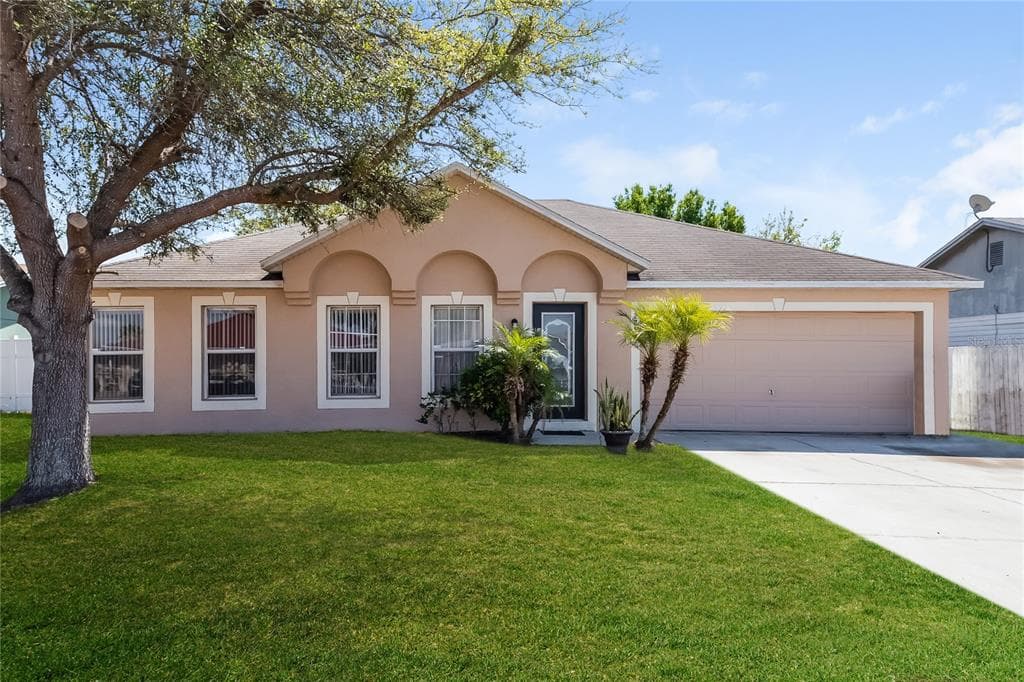 225 CRANBROOK DRIVE KISSIMMEE, FL 34758