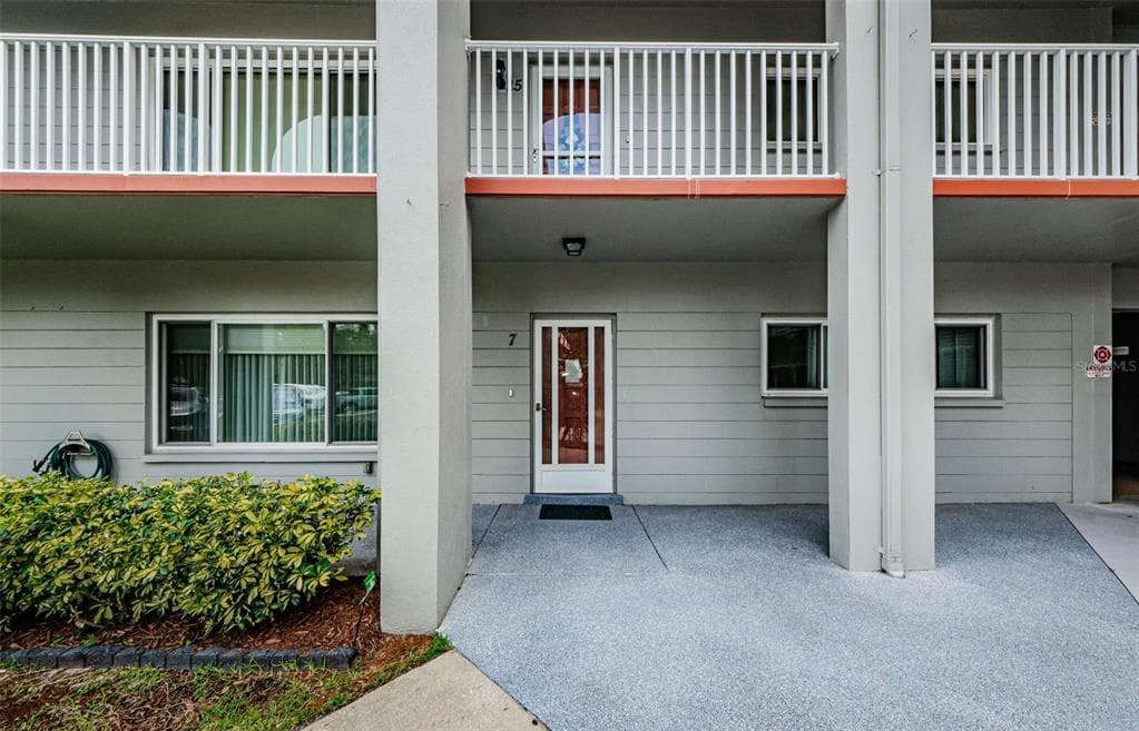 2229 AMERICUS BOULEVARD W UNIT 7 CLEARWATER, FL 33763