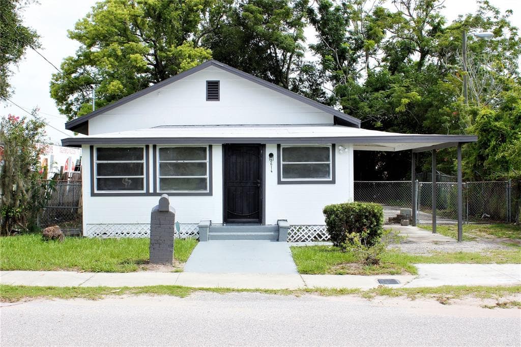 3614 E GIDDENS AVENUE TAMPA, FL 33610