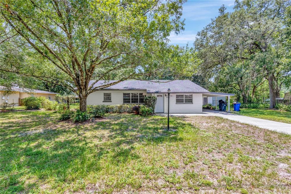 126 W WILDWOOD STREET TAMPA, FL 33613