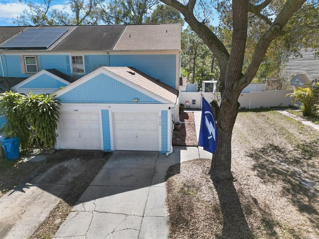 6140 OAK CLUSTER CIRCLE TAMPA, FL 33634
